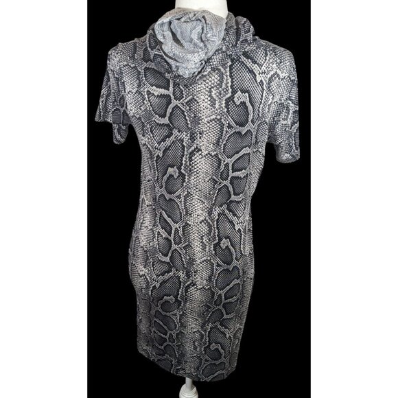 Michael Kors Snake Skin Print Hooded Lounge Dress - Picture 4 of 9